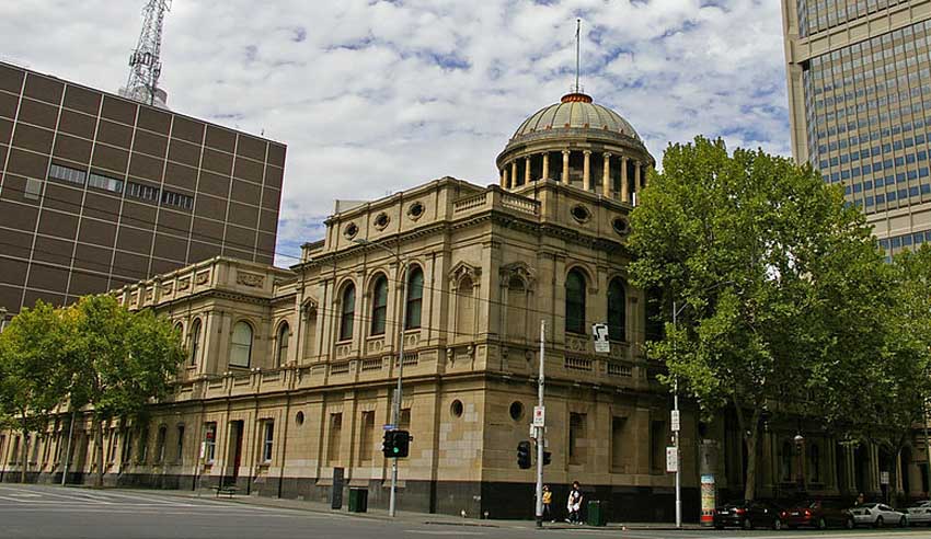 Criminal trials set to resume in Victoria