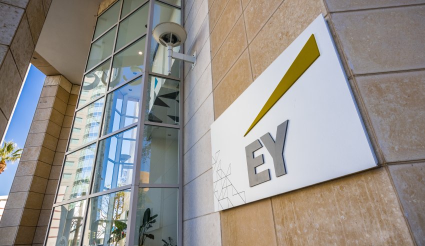EY acquires forensic accounting company