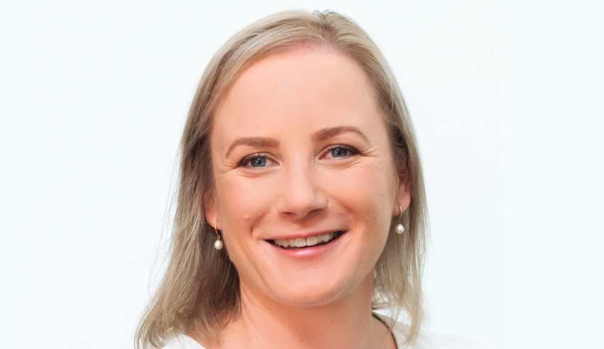 Kara Thomson lw