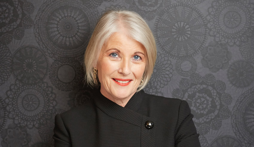 Libby Lyons lw