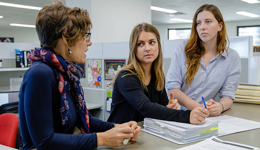 UQ Pro Bono Centre students lw