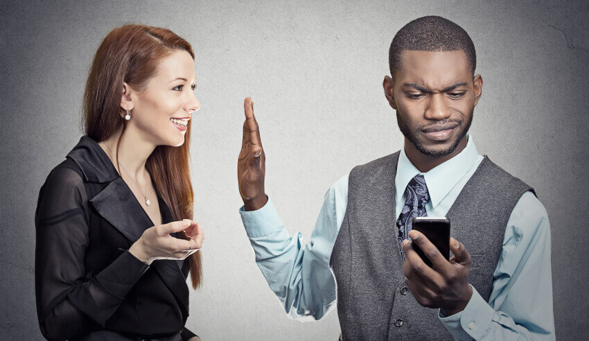 man ignore woman lw