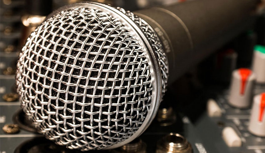 Microphone