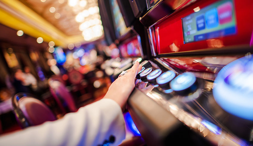 poker machine lw