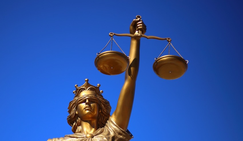 Scales of Justice, family lawyer