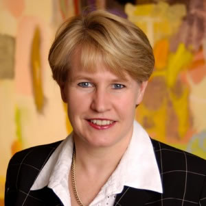 Diana Nicholson, KWM